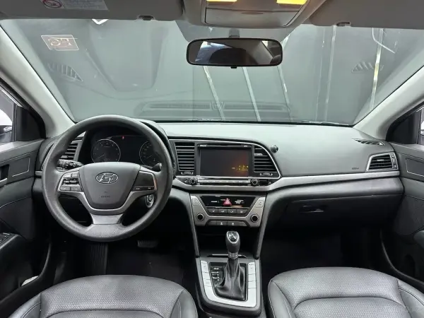 Elantra